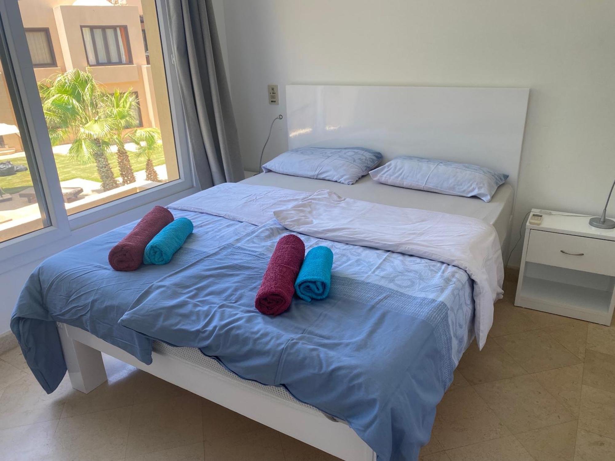 2 Bedroom Condo, With Pool, And Beach & Lagoon Access Хургада Екстер'єр фото